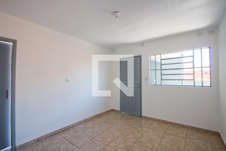 Sala de casa para alugar com 2 quartos, 69m² em Vila Bela Vista, Santo André