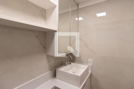 Banheiro de apartamento para alugar com 2 quartos, 44m² em Vila Maria, São Paulo