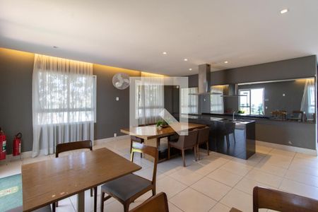 Apartamento para alugar com 44m², 2 quartos e 1 vaga Apartamento para alugar com 44m², 2 quartos e 1 vagaÁrea comum - Salão de festas