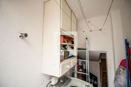 Casa de condomínio à venda com 59m², 2 quartos e 2 vagasÁrea de Serviço