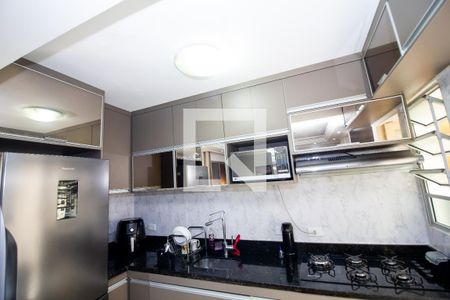 Casa de condomínio à venda com 59m², 2 quartos e 2 vagasCozinha - Armários