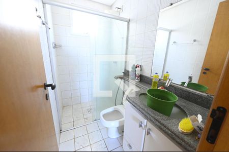 Apartamento à venda com 80m², 3 quartos e 1 vaga Apartamento à venda com 80m², 3 quartos e 1 vagaBanheiro