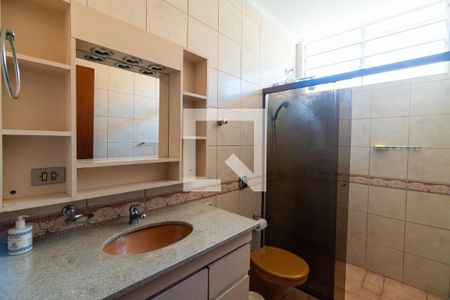 Casa à venda com 147m², 3 quartos e 2 vagasBanheiro Social