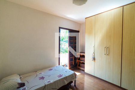 Casa à venda com 147m², 3 quartos e 2 vagasQuarto 2