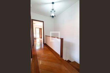 Casa à venda com 147m², 3 quartos e 2 vagasHall