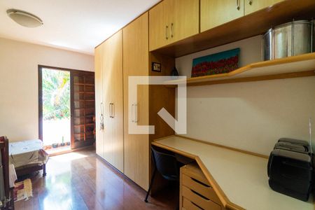 Casa à venda com 147m², 3 quartos e 2 vagasQuarto 2