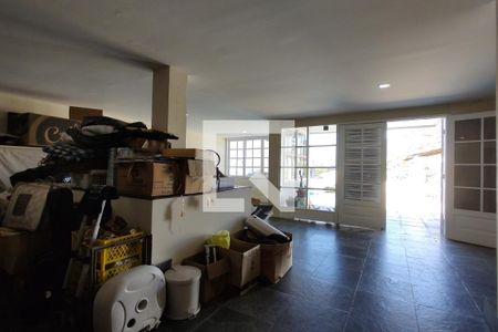 Casa à venda com 325m², 3 quartos e 2 vagas Casa à venda com 325m², 3 quartos e 2 vagasSala 2