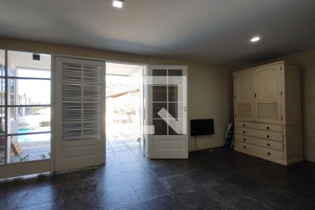 Casa à venda com 325m², 3 quartos e 2 vagas Casa à venda com 325m², 3 quartos e 2 vagasSala 2