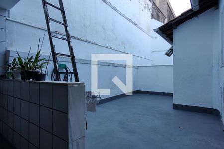 Casa à venda com 325m², 3 quartos e 2 vagas Casa à venda com 325m², 3 quartos e 2 vagasÁrea de Serviço