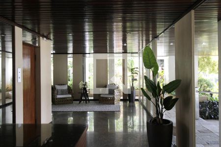 Apartamento para alugar com 134m², 2 quartos e 1 vagaHall social