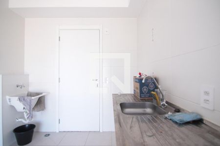 Cozinha de apartamento para alugar com 1 quarto, 31m² em Vila Ré, São Paulo