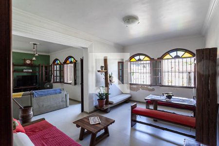 Sala 2 de casa à venda com 5 quartos, 200m² em Itapoã, Belo Horizonte