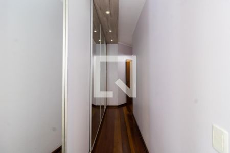 Casa à venda com 293m², 2 quartos e 2 vagas Casa à venda com 293m², 2 quartos e 2 vagasQuarto Suite