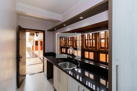 Casa à venda com 293m², 2 quartos e 2 vagas Casa à venda com 293m², 2 quartos e 2 vagasCozinha e Área de Serviço