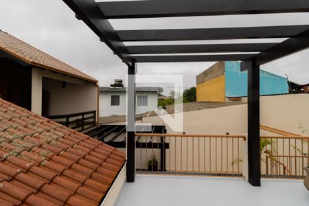 Casa à venda com 293m², 2 quartos e 2 vagas Casa à venda com 293m², 2 quartos e 2 vagasQuintal