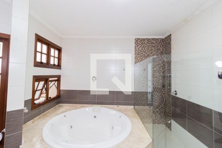 Casa à venda com 293m², 2 quartos e 2 vagas Casa à venda com 293m², 2 quartos e 2 vagasBanheiro da Suíte