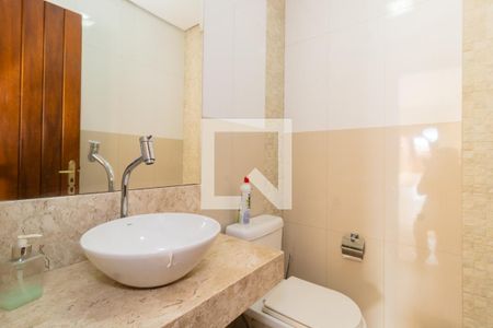 Casa à venda com 293m², 2 quartos e 2 vagas Casa à venda com 293m², 2 quartos e 2 vagasLavabo 2