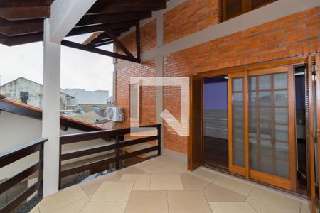 Casa à venda com 293m², 2 quartos e 2 vagas Casa à venda com 293m², 2 quartos e 2 vagasQuarto Suite-Varanda