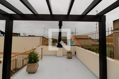 Casa à venda com 293m², 2 quartos e 2 vagas Casa à venda com 293m², 2 quartos e 2 vagasQuintal