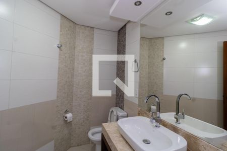 Casa à venda com 293m², 2 quartos e 2 vagas Casa à venda com 293m², 2 quartos e 2 vagasBanheiro 2