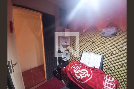 Casa à venda com 110m², 4 quartos e 1 vaga Casa à venda com 110m², 4 quartos e 1 vagaQuarto 1