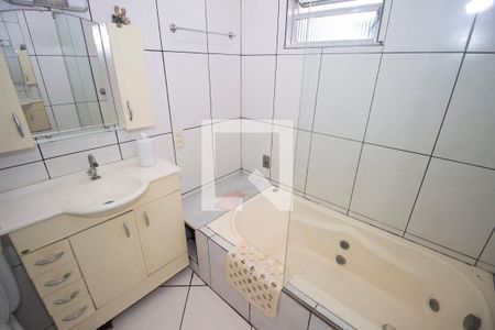 Casa para alugar com 90m², 3 quartos e 1 vaga Casa para alugar com 90m², 3 quartos e 1 vagaBanheiro da Suíte