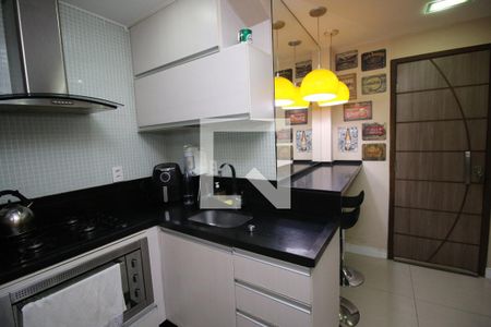 Apartamento para alugar com 65m², 2 quartos e sem vagaCozinha 