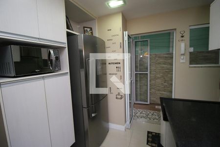 Apartamento para alugar com 65m², 2 quartos e sem vagaCozinha 