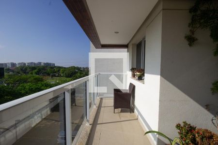 Varanda de apartamento para alugar com 2 quartos, 80m² em Barra da Tijuca, Rio de Janeiro