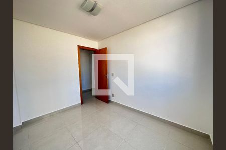 Apartamento para alugar com 83m², 3 quartos e 2 vagasQuarto 2
