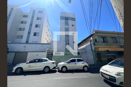 Apartamento para alugar com 83m², 3 quartos e 2 vagasFachada