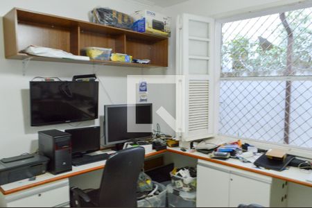 Casa à venda com 300m², 4 quartos e 6 vagasQuarto 3