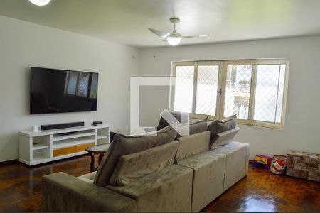 Sala de casa à venda com 4 quartos, 300m² em Pechincha, Rio de Janeiro