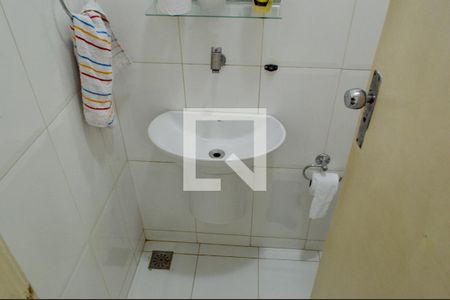 Casa à venda com 300m², 4 quartos e 6 vagasLavabo 