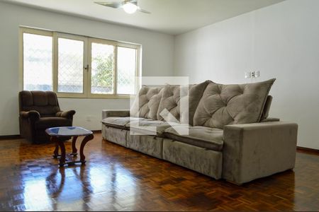 Sala de casa à venda com 4 quartos, 300m² em Pechincha, Rio de Janeiro