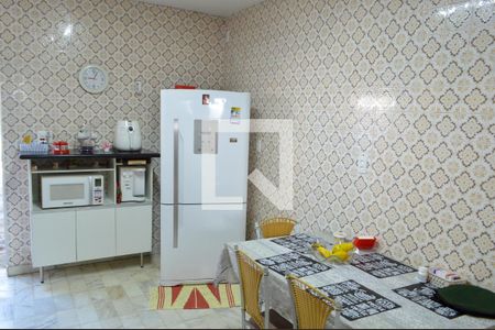 Casa à venda com 300m², 4 quartos e 6 vagasCozinha
