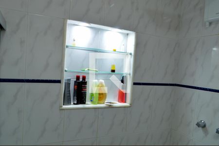 Casa à venda com 300m², 4 quartos e 6 vagasBanheiro