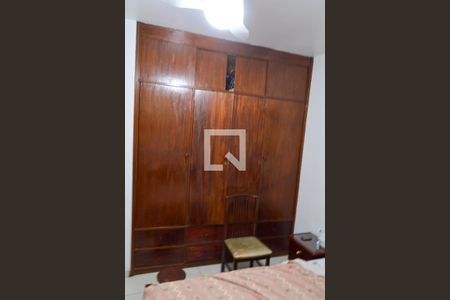 Casa à venda com 300m², 4 quartos e 6 vagasQuarto 1