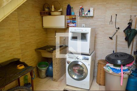 Casa à venda com 125m², 3 quartos e 2 vagas Casa à venda com 125m², 3 quartos e 2 vagasÁrea de Serviço