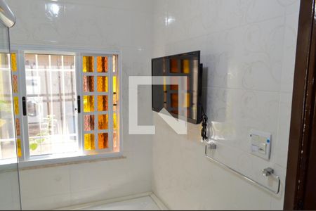 Casa à venda com 125m², 3 quartos e 2 vagas Casa à venda com 125m², 3 quartos e 2 vagasBanheiro da Suíte