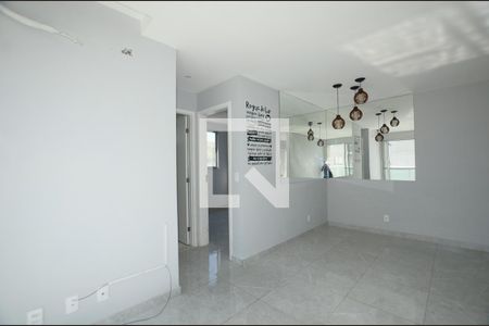 Sala de apartamento para alugar com 2 quartos, 47m² em Irajá, Rio de Janeiro