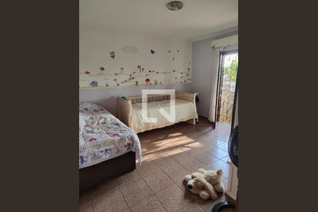 Casa para alugar com 3 quartos, 218m² em Vila Linda, Santo André