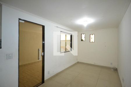 Sala de casa para alugar com 2 quartos, 100m² em Centro, Nilópolis