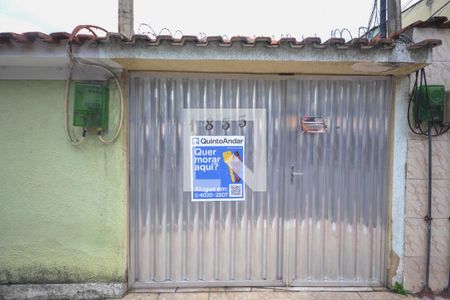 Casa para alugar com 100m², 2 quartos e 1 vagaFachada