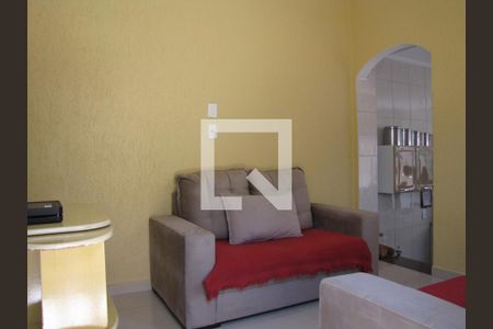 Casa à venda com 215m², 2 quartos e 2 vagasSala