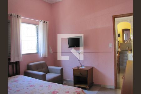 Casa à venda com 215m², 2 quartos e 2 vagasSuíte 2