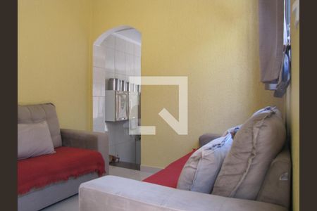 Casa à venda com 215m², 2 quartos e 2 vagasSala