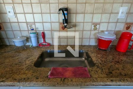 Casa à venda com 360m², 2 quartos e 1 vagaCozinha - Torneira