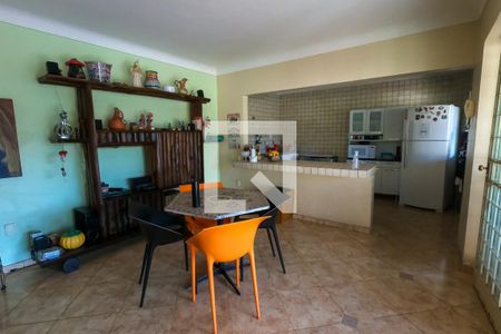 Sala de casa à venda com 2 quartos, 150m² em Brasiléia, Betim