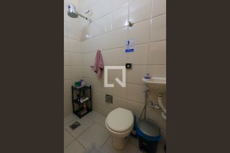 Casa à venda com 360m², 2 quartos e 1 vagaBanheiro 2